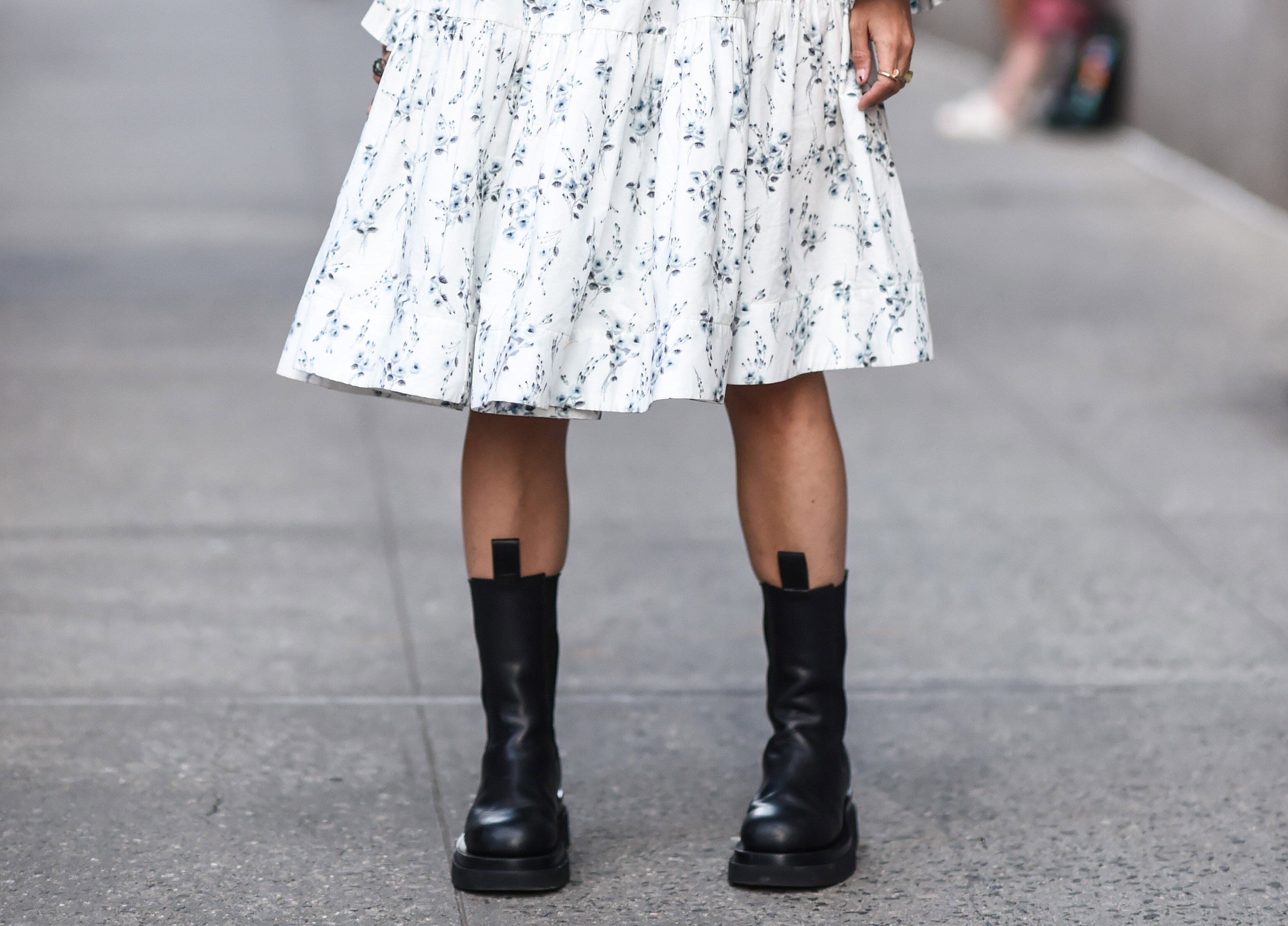 Ciężkie buty na wiosnę 2020: trendy moda wiosna 2020