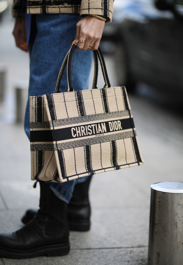 Ciężkie buty na wiosnę 2020 trendy moda wiosna 2020