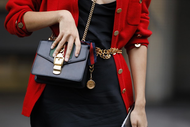 Kardigany na jesień 2019: moda trendy jesień 2019