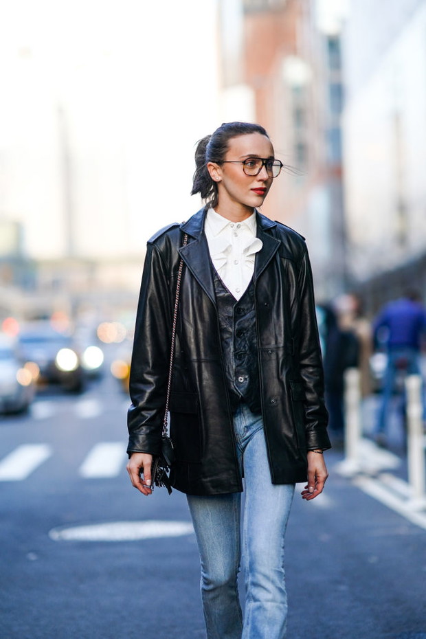 Trendy moda wiosna 2020: koszula typu oxford na wiosnę