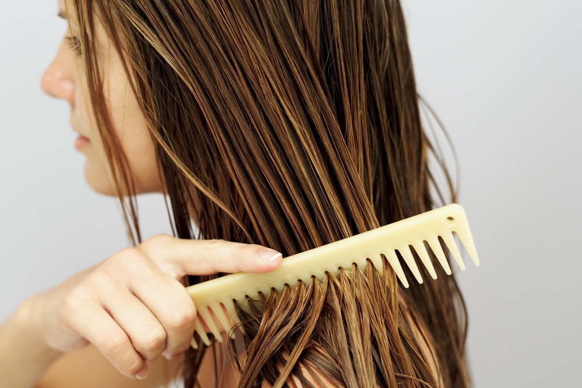 Ocet jabłkowy na włosy