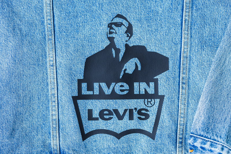 Naszywki i naklejki na ubrania