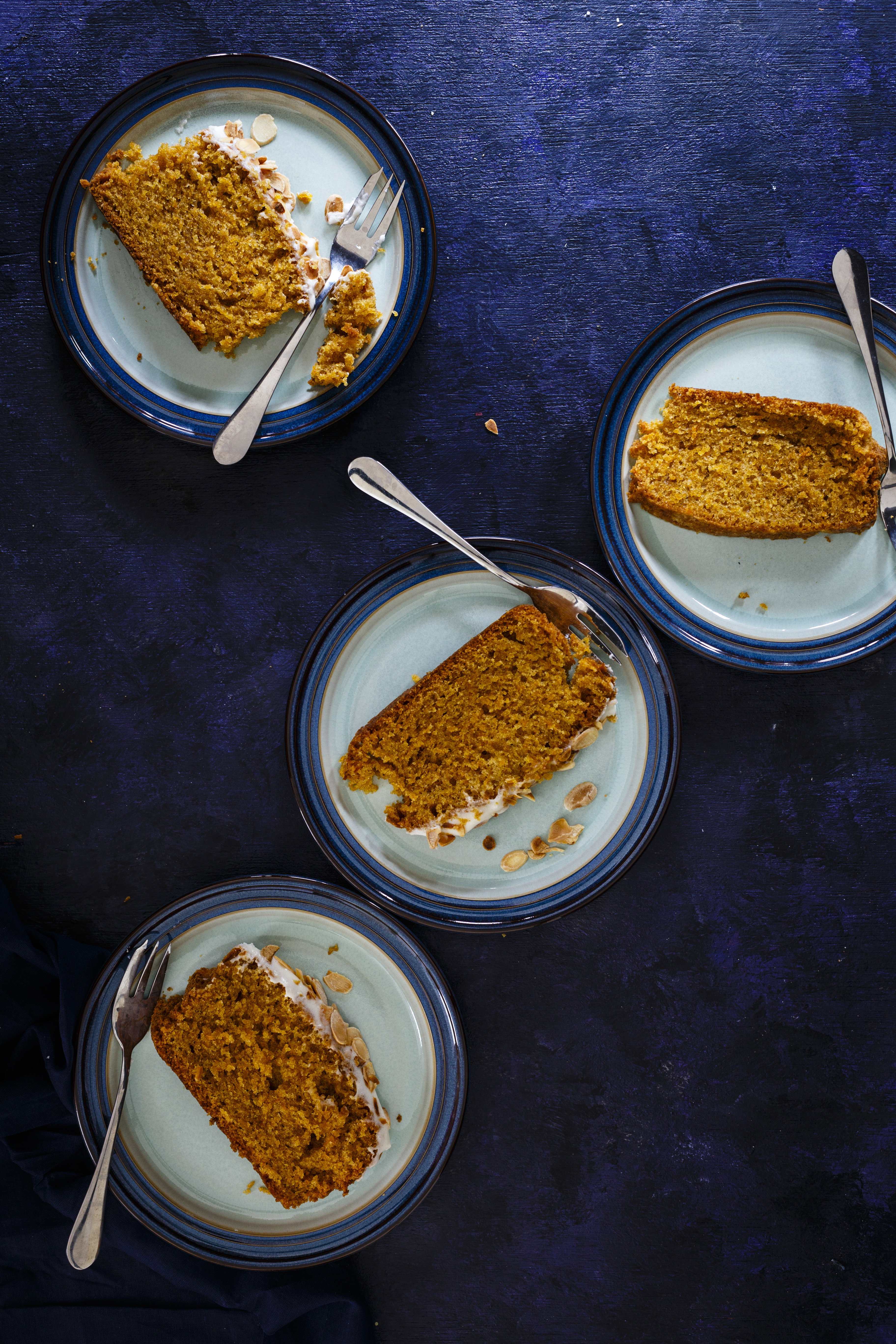 Fit ciasto - prosty przepis na zdrowy deser CIASTO MARCHEWKOWE Z KARDAMONEM