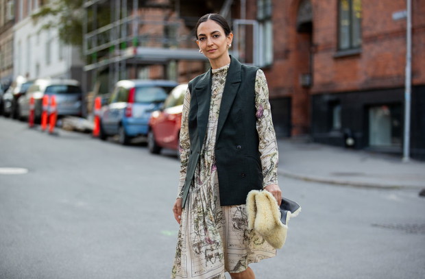 Jaki krój sukienki wyszczupla?