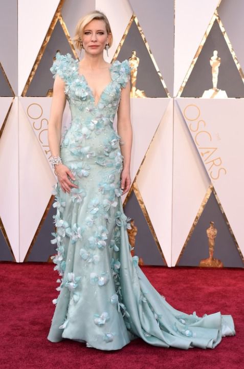 oscary-2016-cate-blanchett-w-sukni-armani-prive-fot-east-news