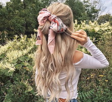 Fryzury z długich włosów na lato 2020