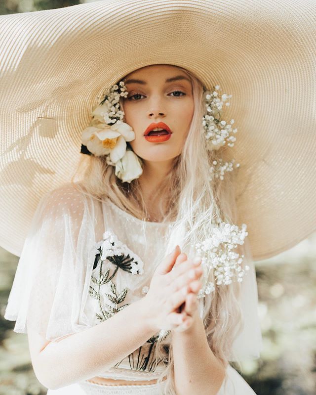 Najmodniejsze fryzury ślubne dla panny młodej