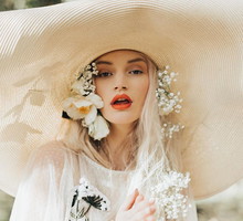 Najmodniejsze fryzury ślubne dla panny młodej