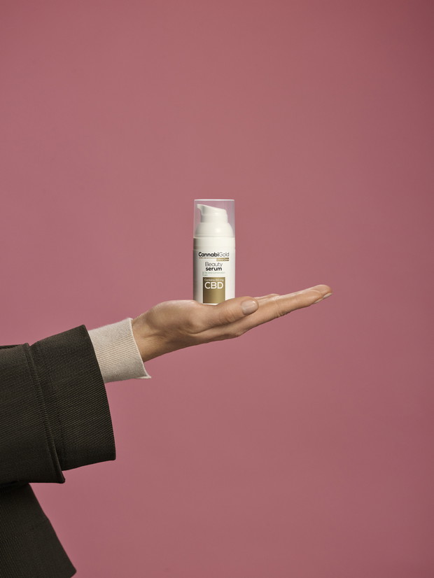 CannabiGold Ultra Care Beauty Serum