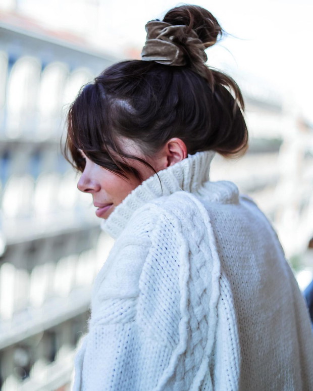 Ładne fryzury do pracy, szkoły i na wieczór