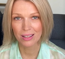 Magda Mołek w bluzce Reserved z wyprzedaży