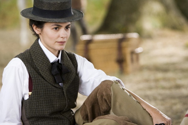 Nagłe poruszanie lub znieruchomienie stopy