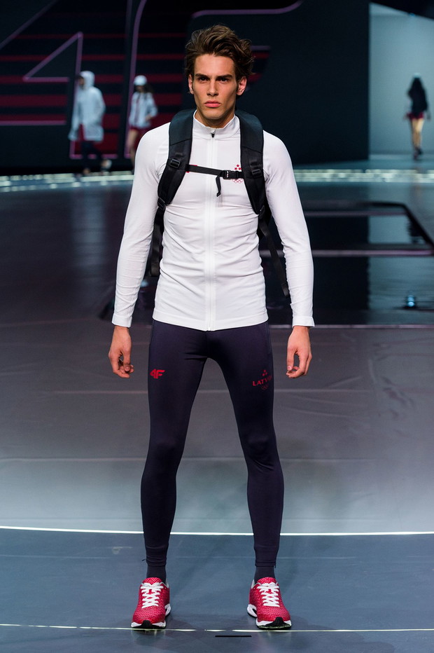 31_4F_160516_web_fot_Filip_Okopny_Fashion_Images