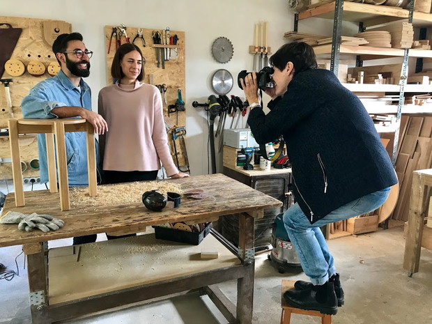 Anne-Sophie fotografka przy pracy