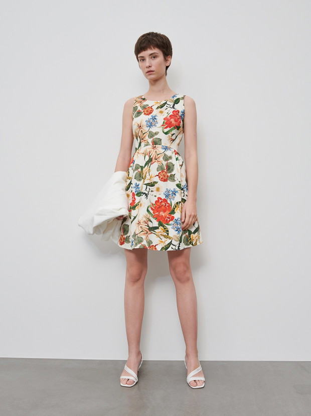 Sukienka w kwiaty, Reserved