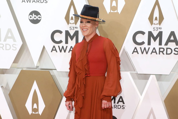 Gwiazdy chore na COVID-19: Pink