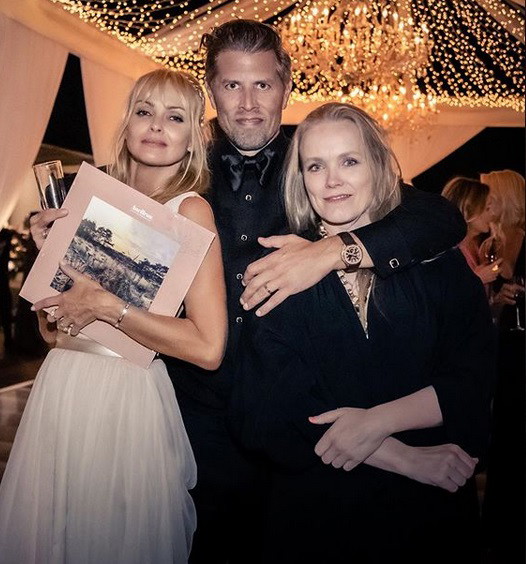 Izabella Scorupco - zdjęcia ze ślubu