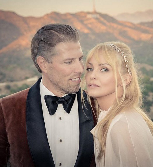 Izabella Scorupco - zdjęcia ze ślubu