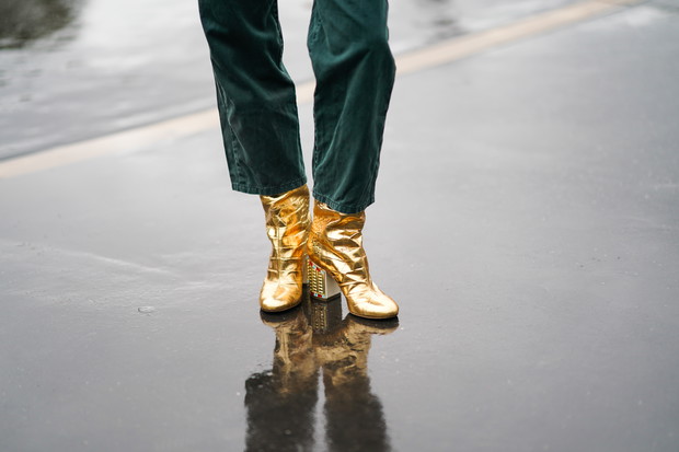 Modne botki i buty na zimę 2019: trendy moda 2019 Black Friday