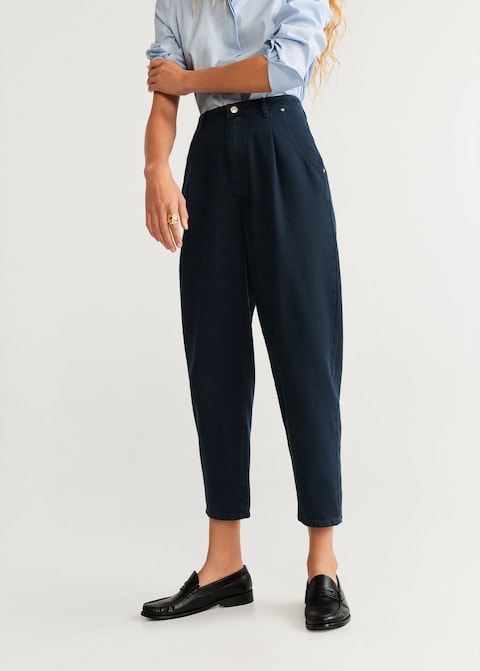 Spodnie slouchy Reserved przecenione o 20%