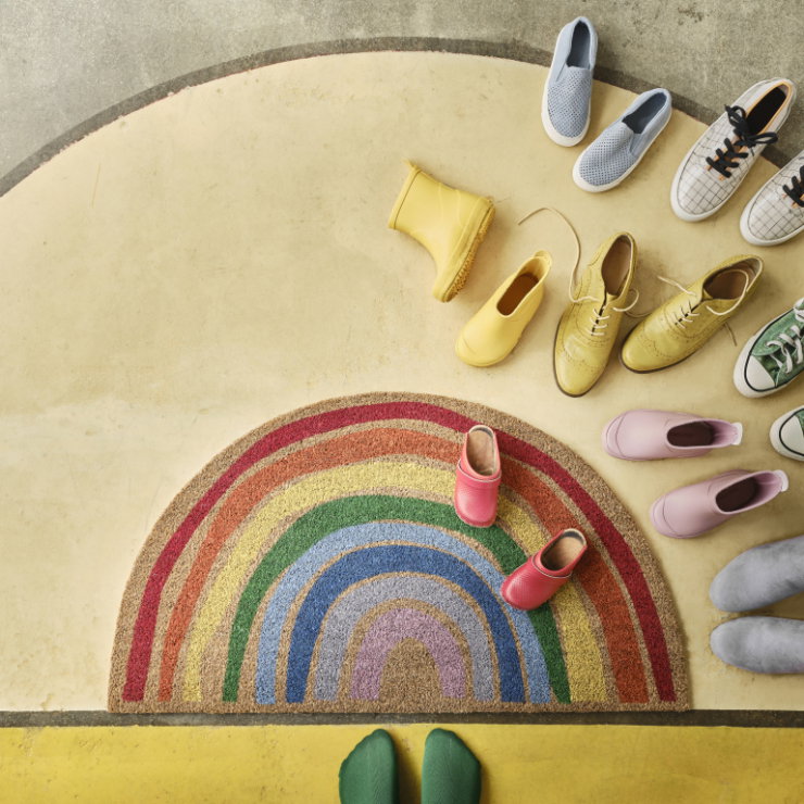 Tęczowa wycieraczka IKEA wywołała burzę w internecie