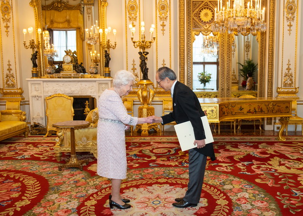 Królowa Elżbieta II to wymagająca monarchini - wszyscy muszą przestrzegać jej zasad!