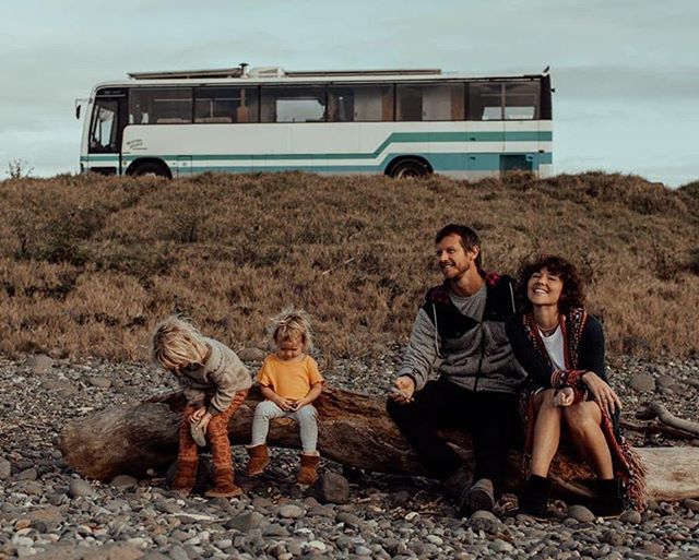 Dom na kółkach - ta rodzina zamieniła willę na podróżowanie