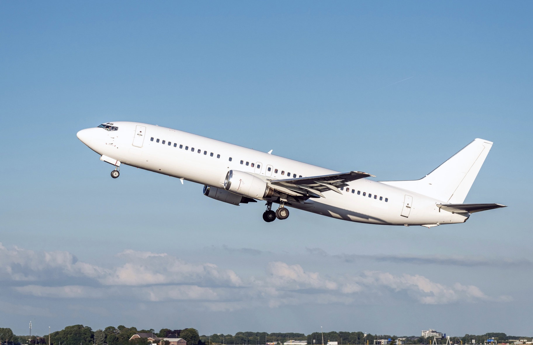 Zakaz lotów do Polski. Jakie kraje znalazły się na czarnej liście?