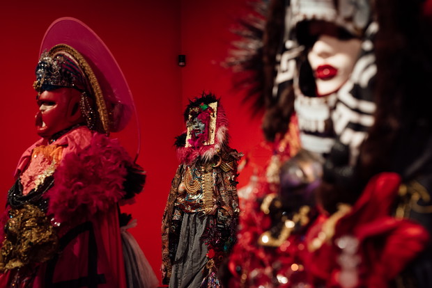 Daniel Lismore: „Jesteśmy dziś cholernie stłumieni przez zasady i normy społeczne”