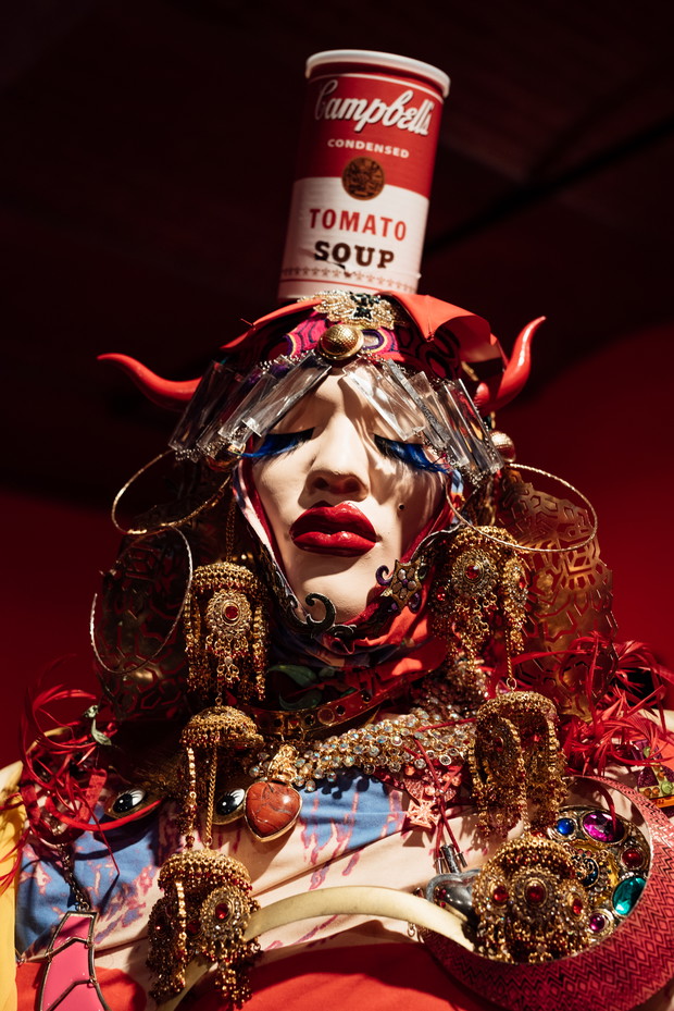 Daniel Lismore: „Jesteśmy dziś cholernie stłumieni przez zasady i normy społeczne”