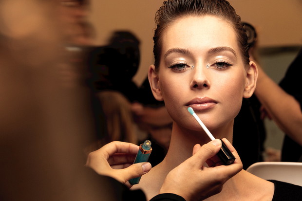 Makijaż na święta i Sylwestra z pokazu Chanel Metiers d'Art