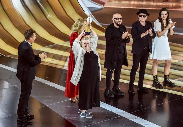 Stanisława Celińska z piosenką Niech minie złość zdobywa nagrodę publiczności w Opolu