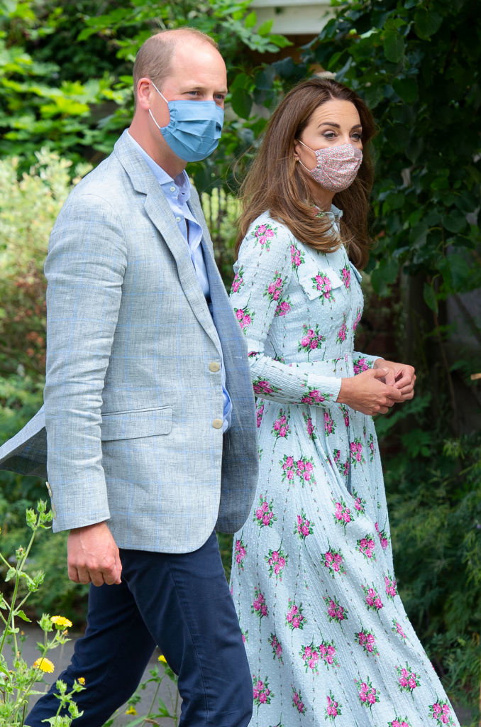 Zwłoki kobiety w stawie obok Pałacu Kensington. Gdzie byli wtedy Kate i William z dziećmi?