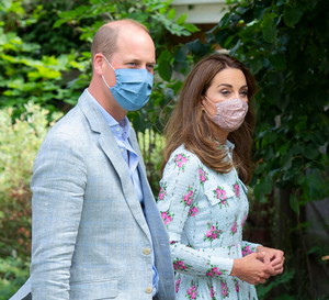 Zwłoki kobiety w stawie obok Pałacu Kensington. Gdzie byli wtedy Kate i William z dziećmi?