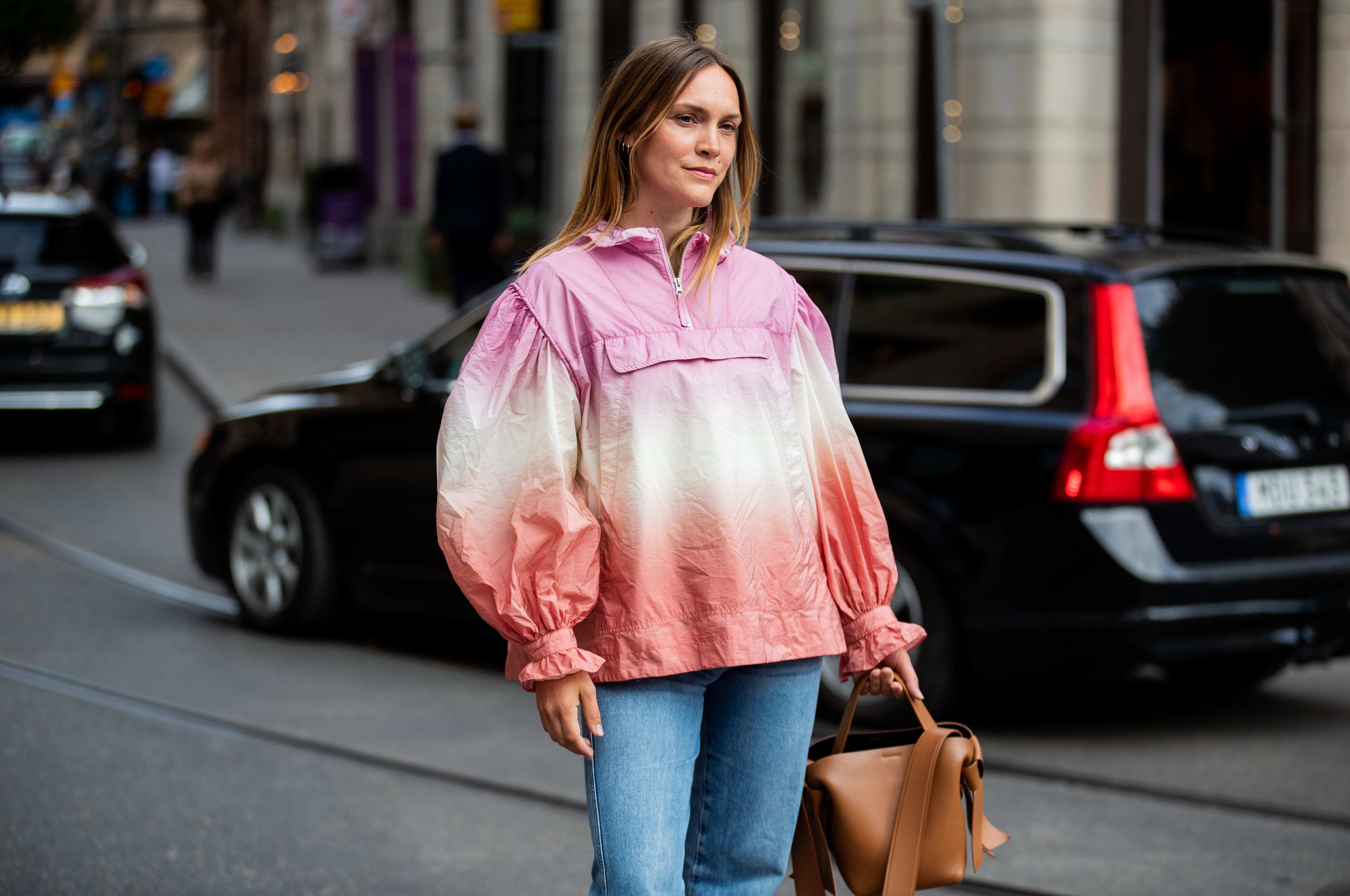 Moda trendy 2020: Kurtki w sportowym stylu