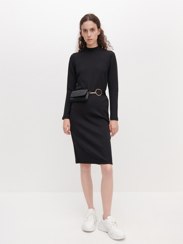 Dopasowana dzianinowa sukienka bodycon Reserved