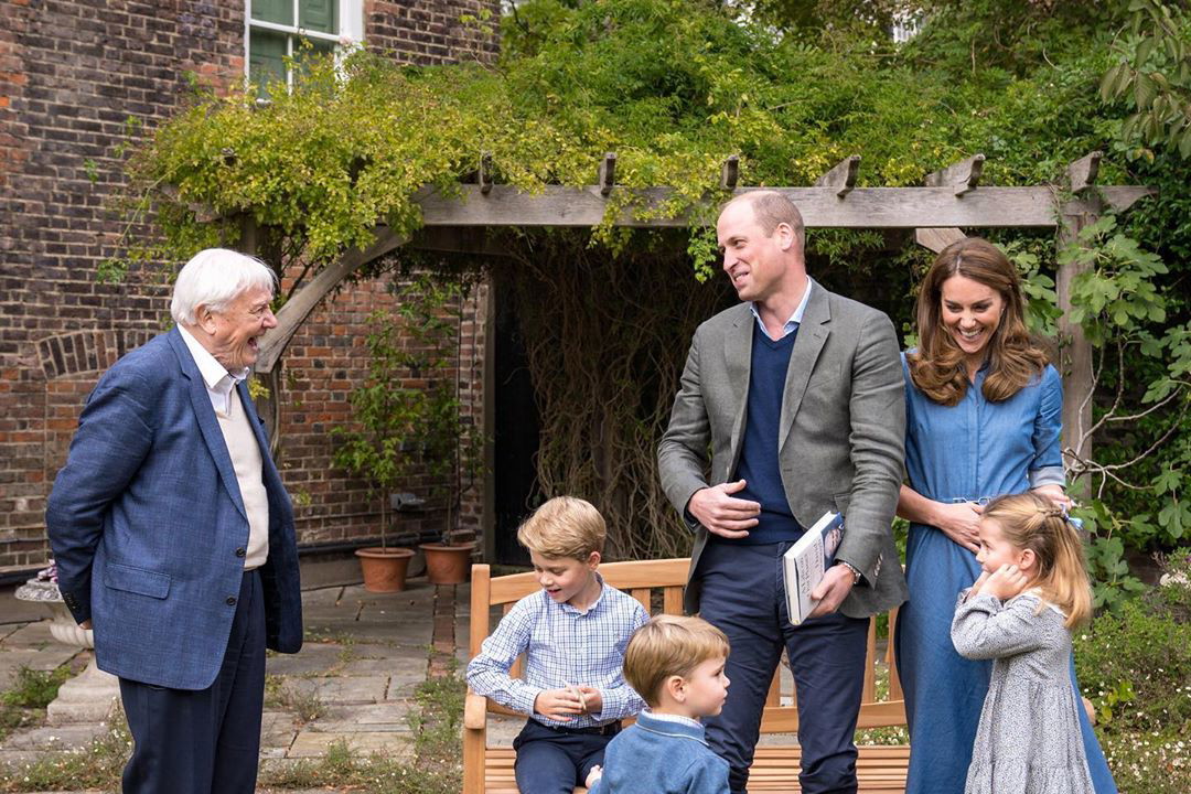 Książę Louis na Instagramie sir Davida Attenborougha