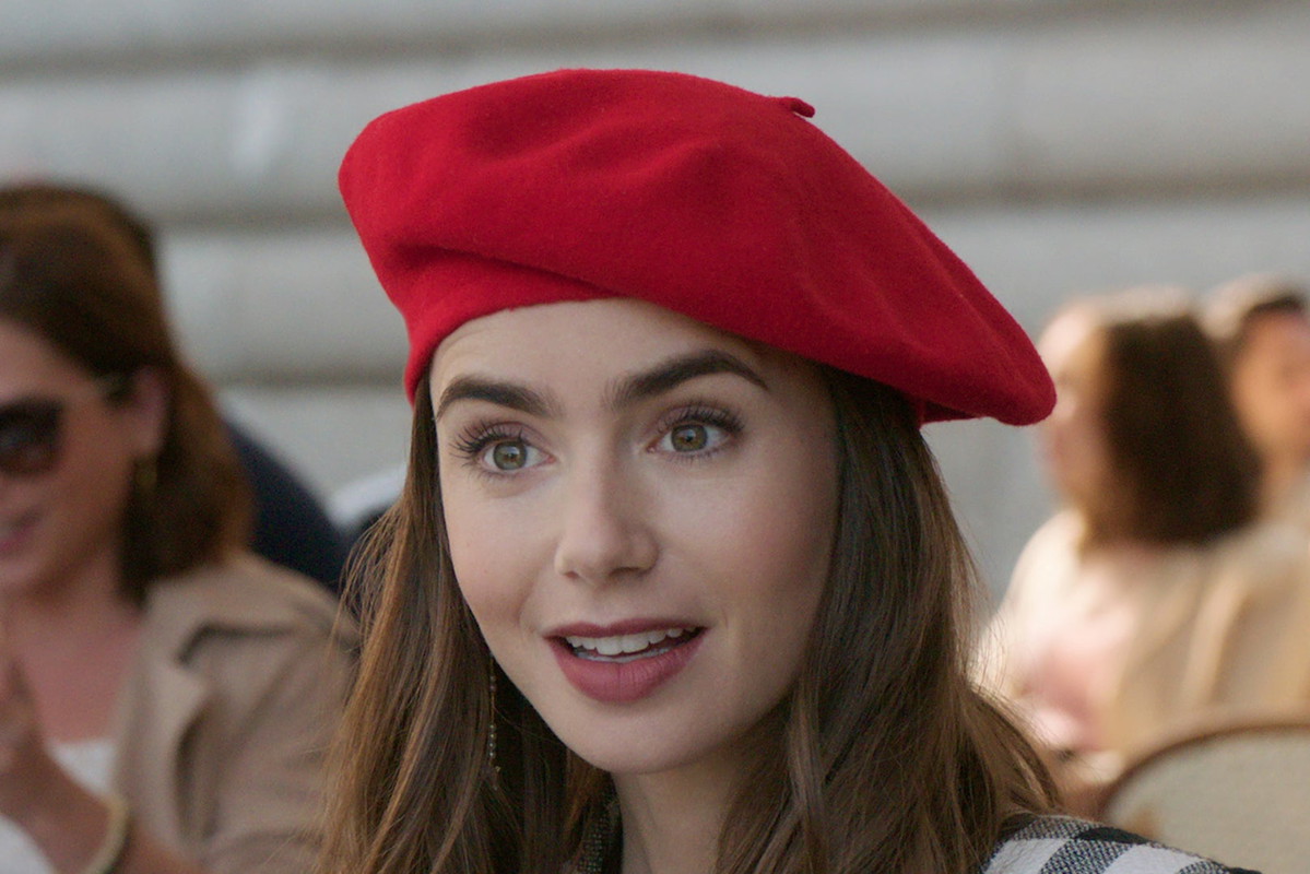 Emily in Paris - genialne stylizacje nie tylko dla paryskiej dziewczyny