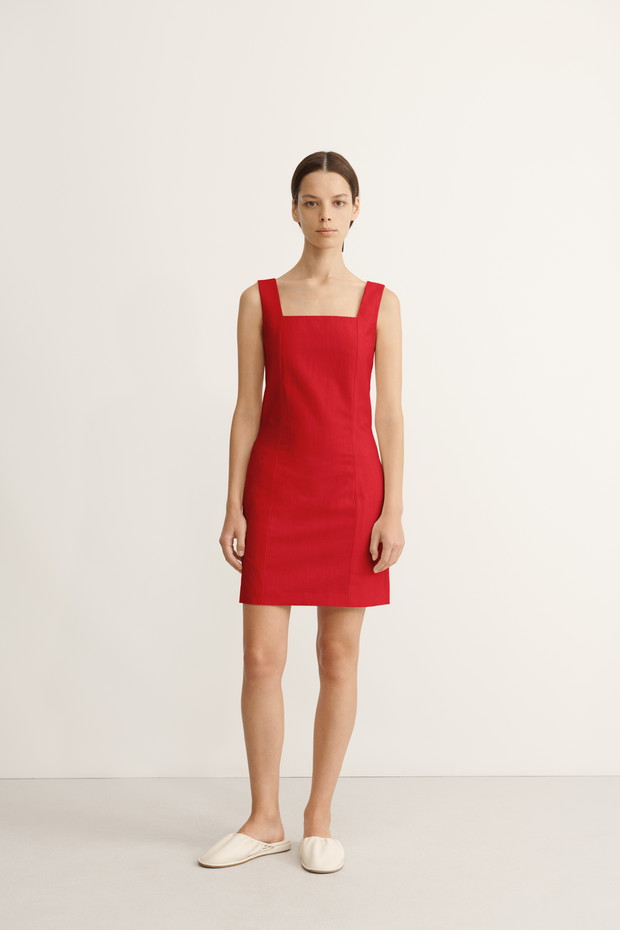 Moda trendy 2020: nowa kolekcja COS wiosna 2020