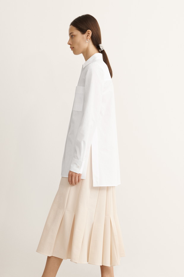 Moda trendy 2020: nowa kolekcja COS wiosna 2020