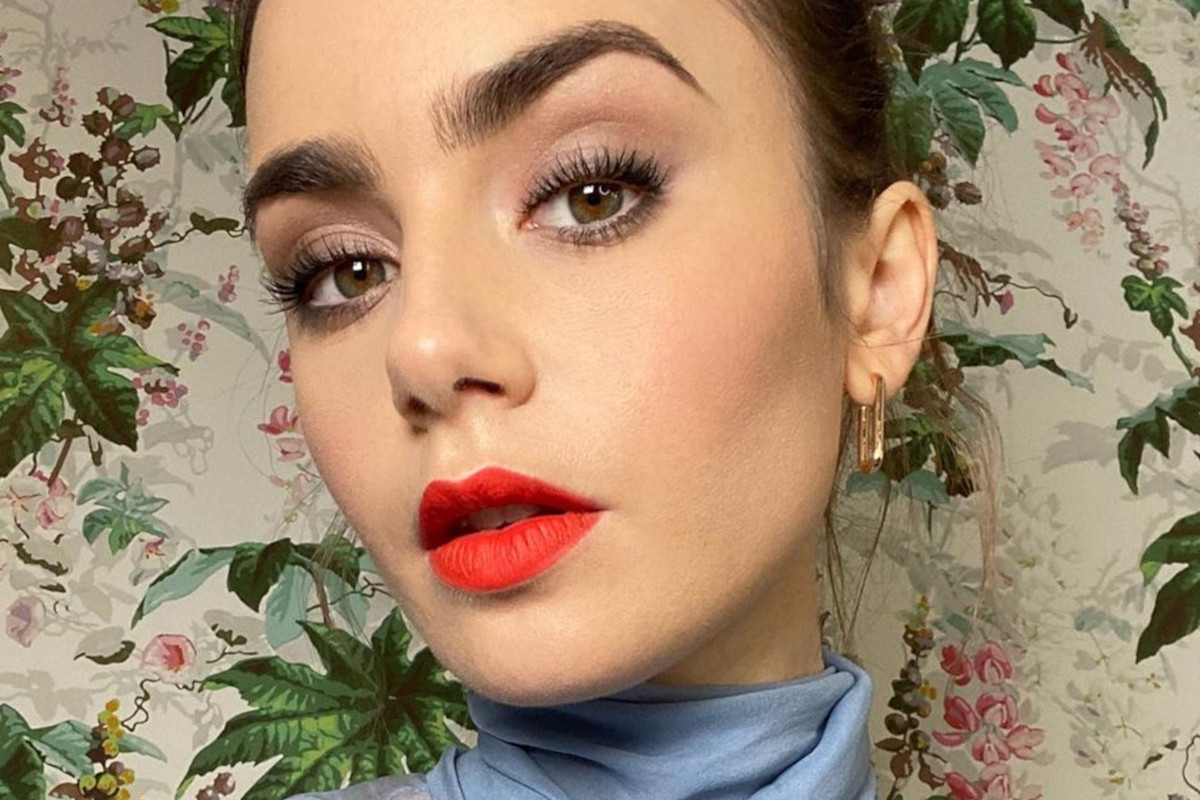 Emily in Paris - czym pachnie Lily Collins?