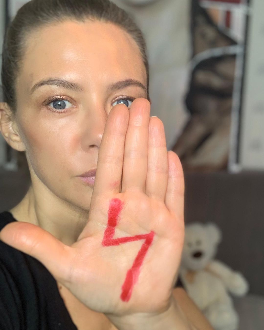 Kinga Rusin wspiera Strajk Kobiet