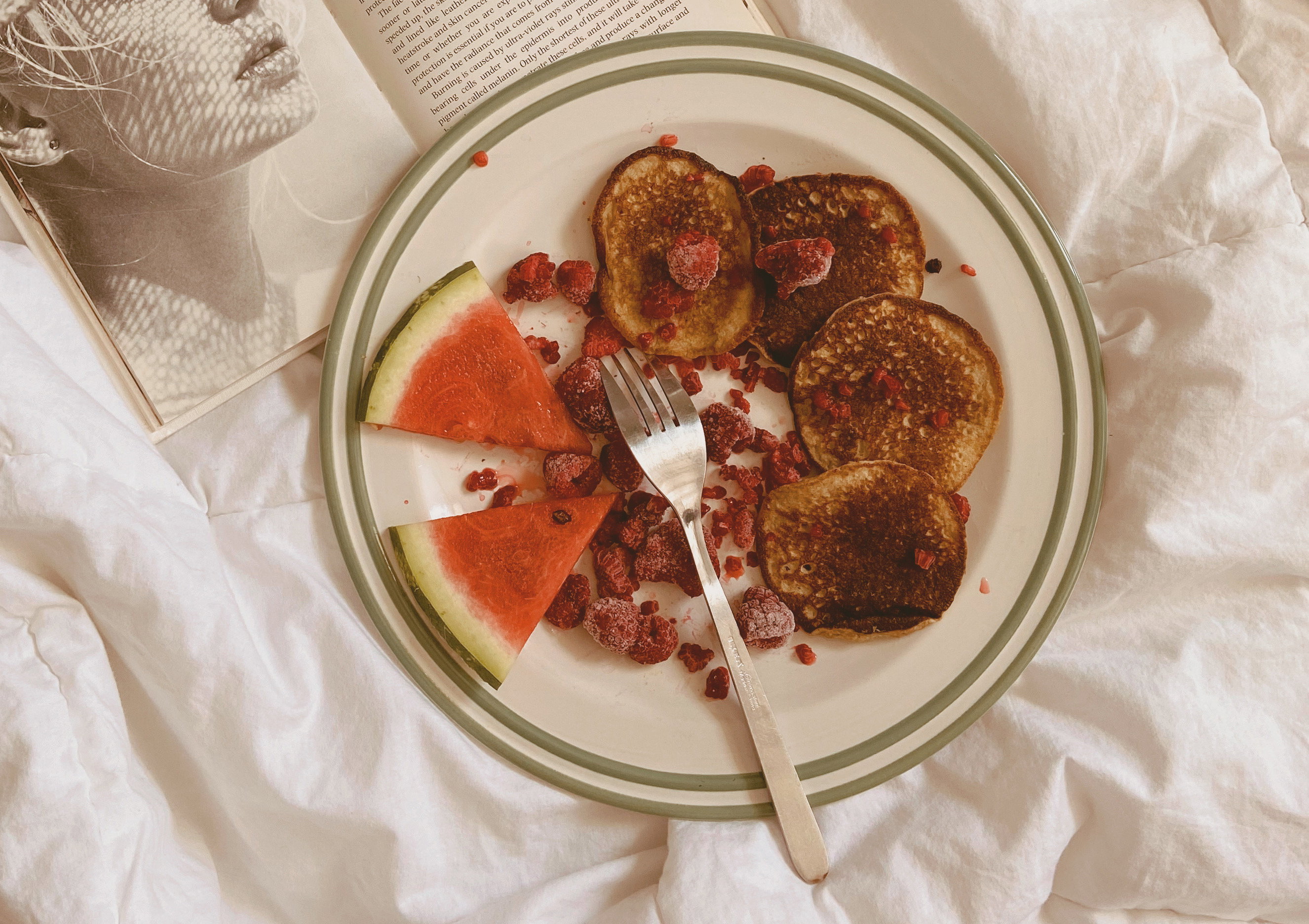 Placki bananowe z płatkami owsianymi według przepisu Anny Lewandowskiej