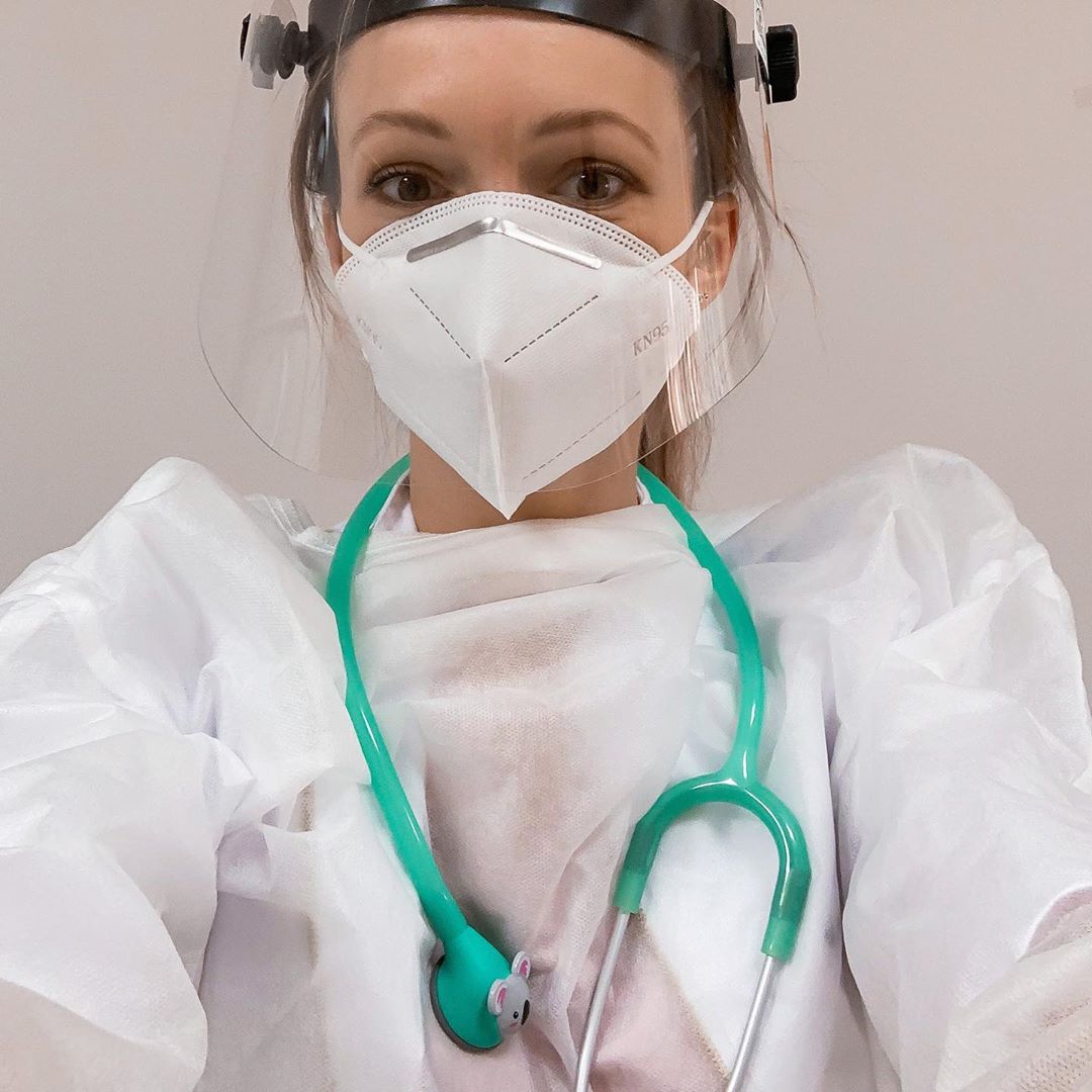 Koronawirus: „Chorych jest coraz więcej, a personelu medycznego coraz mniej” – wpis tej lekarki daje do myślenia