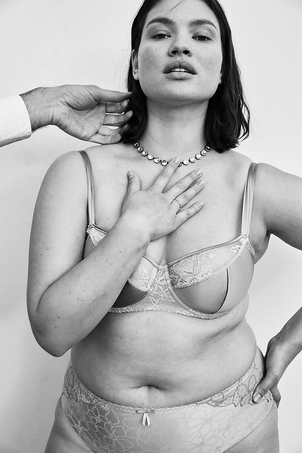 cass-bird-plus-size-lingerie-04