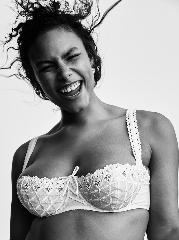cass-bird-plus-size-lingerie-14