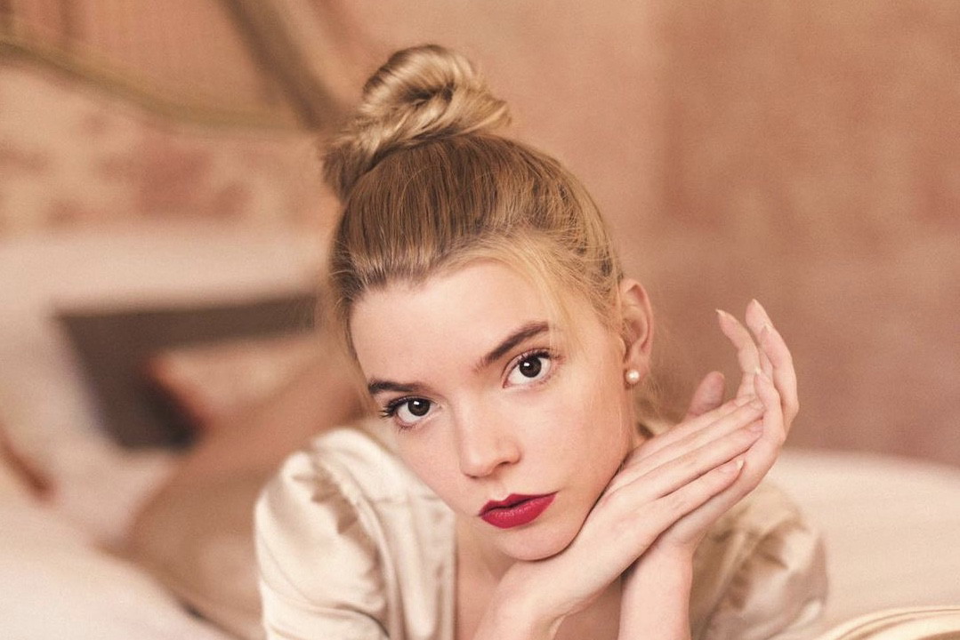 Co w kosmetyczce ma Anya Taylor-Joy?