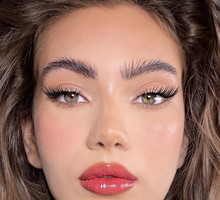 Puder na długie i gęste rzęsy