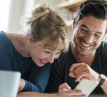 Aplikacja do robienia memów: spróbuj i zobacz, jaka to świetna zabawa