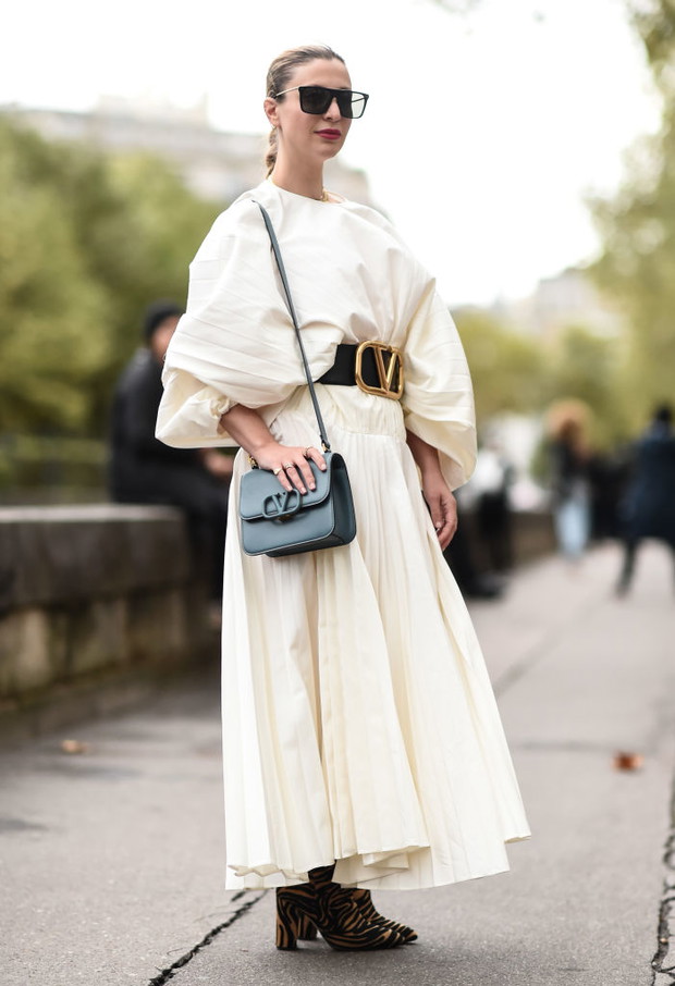 Modne ubrania z bufkami na wiosnę: trendy moda 2020